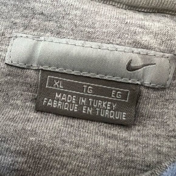 Vintage Early 00s Nike Grey Embroidered Spell Out Sweatshirt - Picture 5 of 10